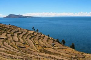 Ostrov Amantani na jezeře Titicaca